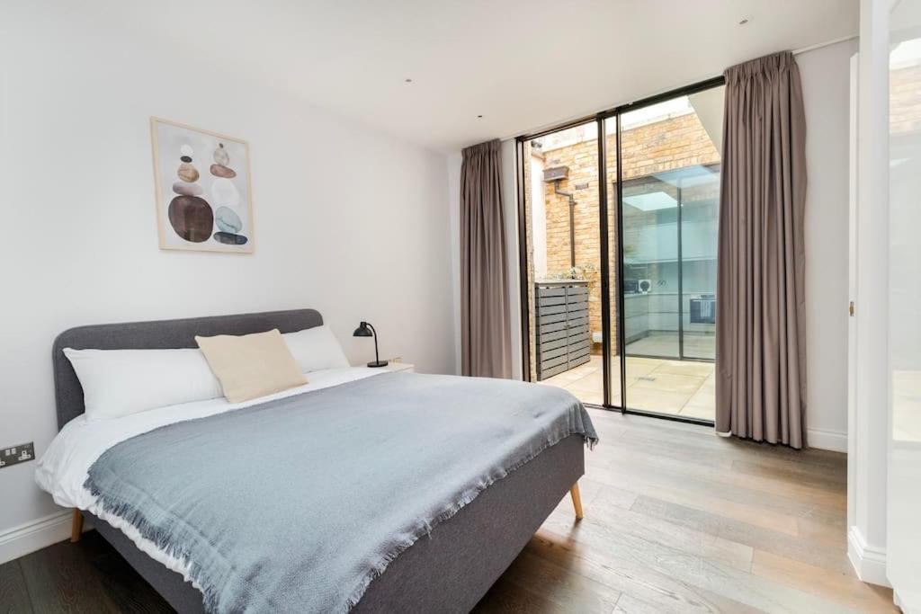 Modern House In South Kensington Apartment London Exterior photo